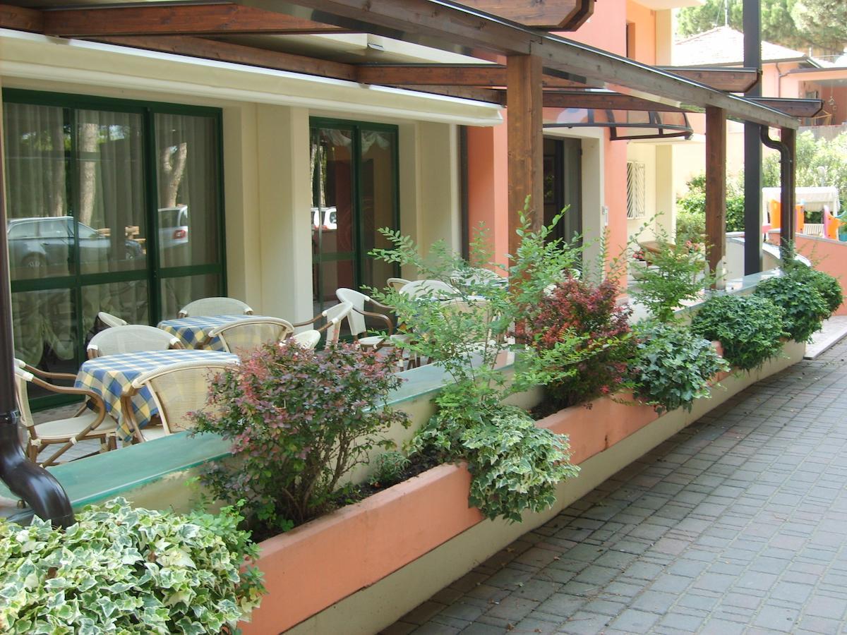 Hotel Valentino Pinarella Dış mekan fotoğraf